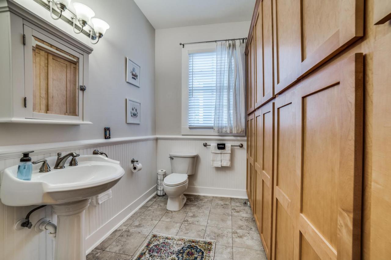 Downtown Historic 2Bdrm, Walk To Riverwalk, Alamo; Beautifully Renovated! ซานอันโตนิโอ ภายนอก รูปภาพ